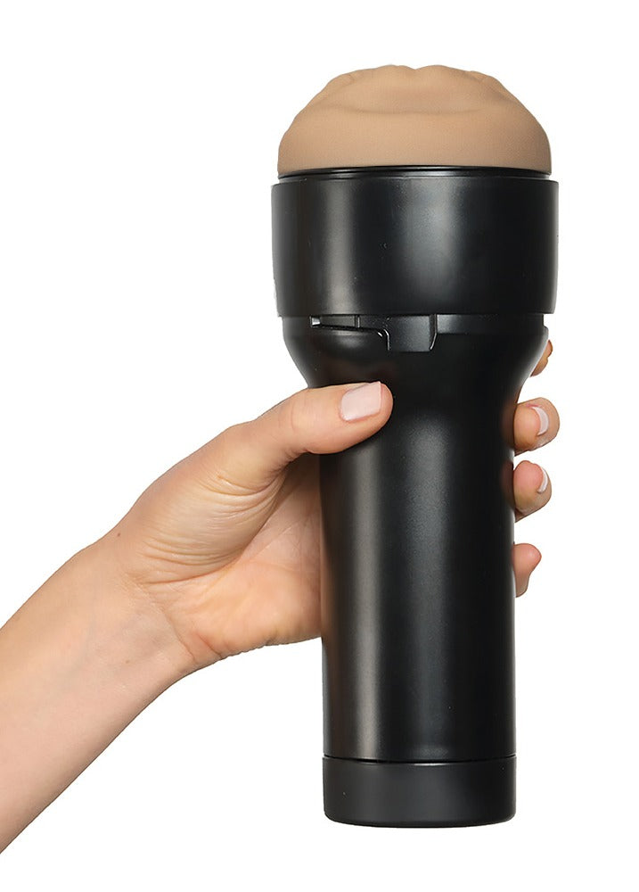 Kiiroo FeelVictoria June Mouth