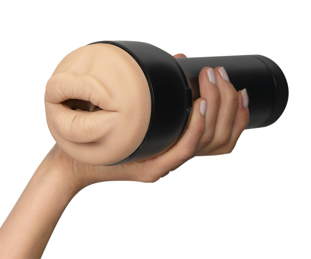 Kiiroo FeelVictoria June Mouth