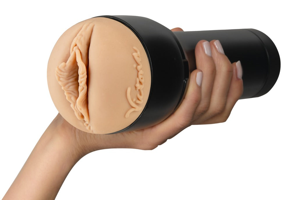 Kiiroo Feel Victoria June